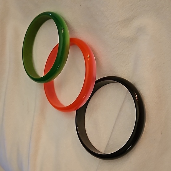 Vintage Set of Three Moonglow Atomic Bangle Bracelets - Picture 2 of 8